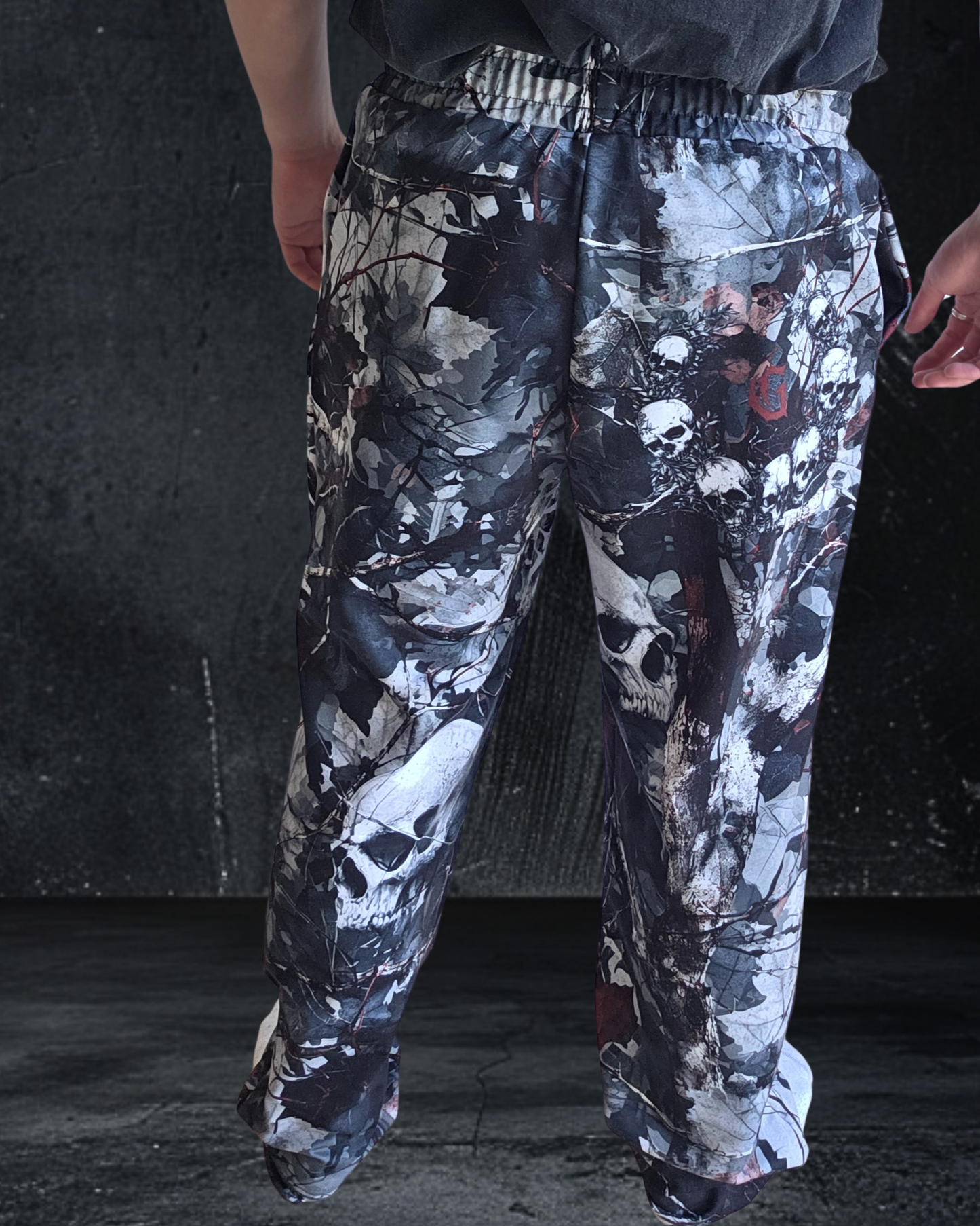 Deathcore lightweight skull camo joggers