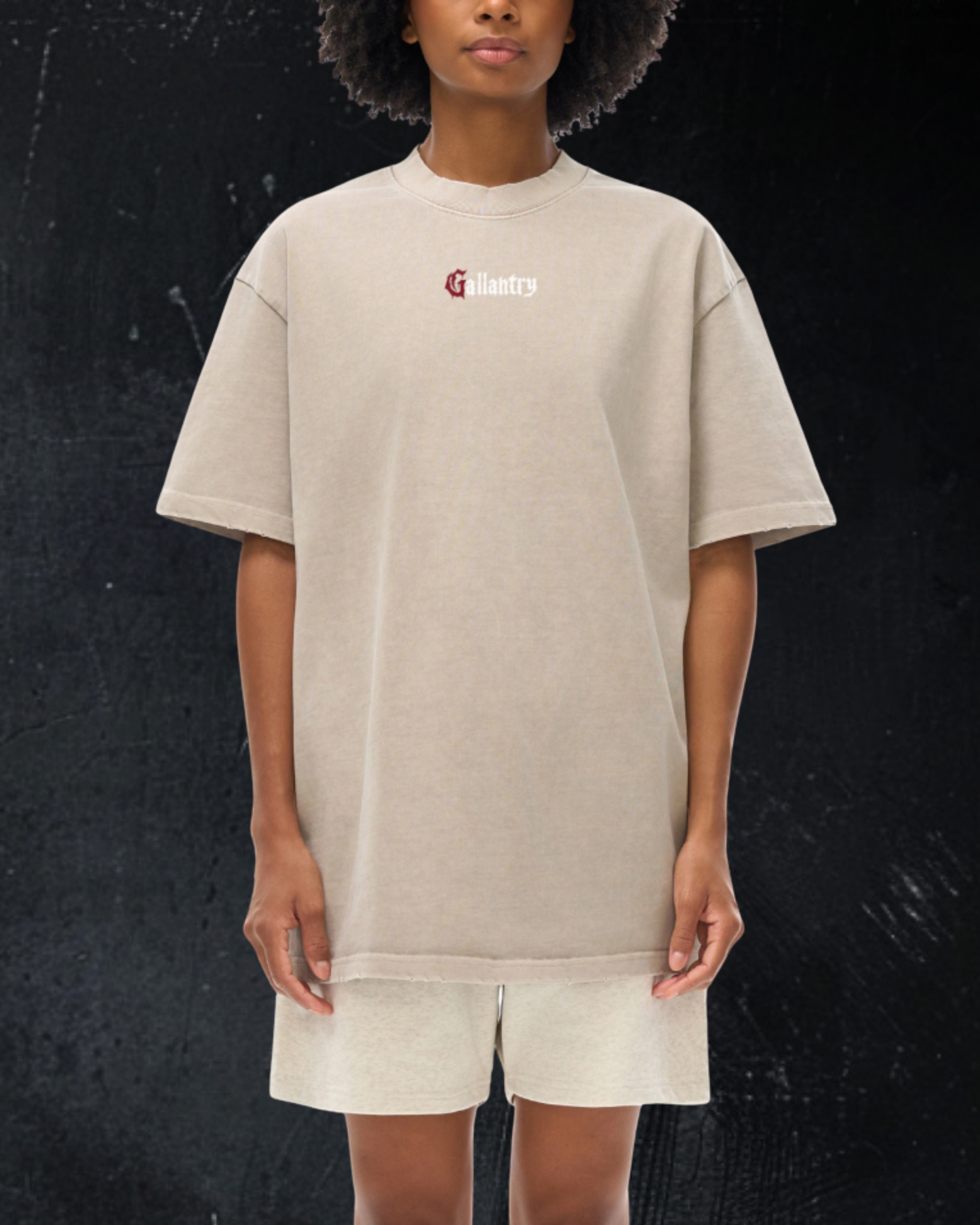 Alternative heavyweight vintage wash frayed t