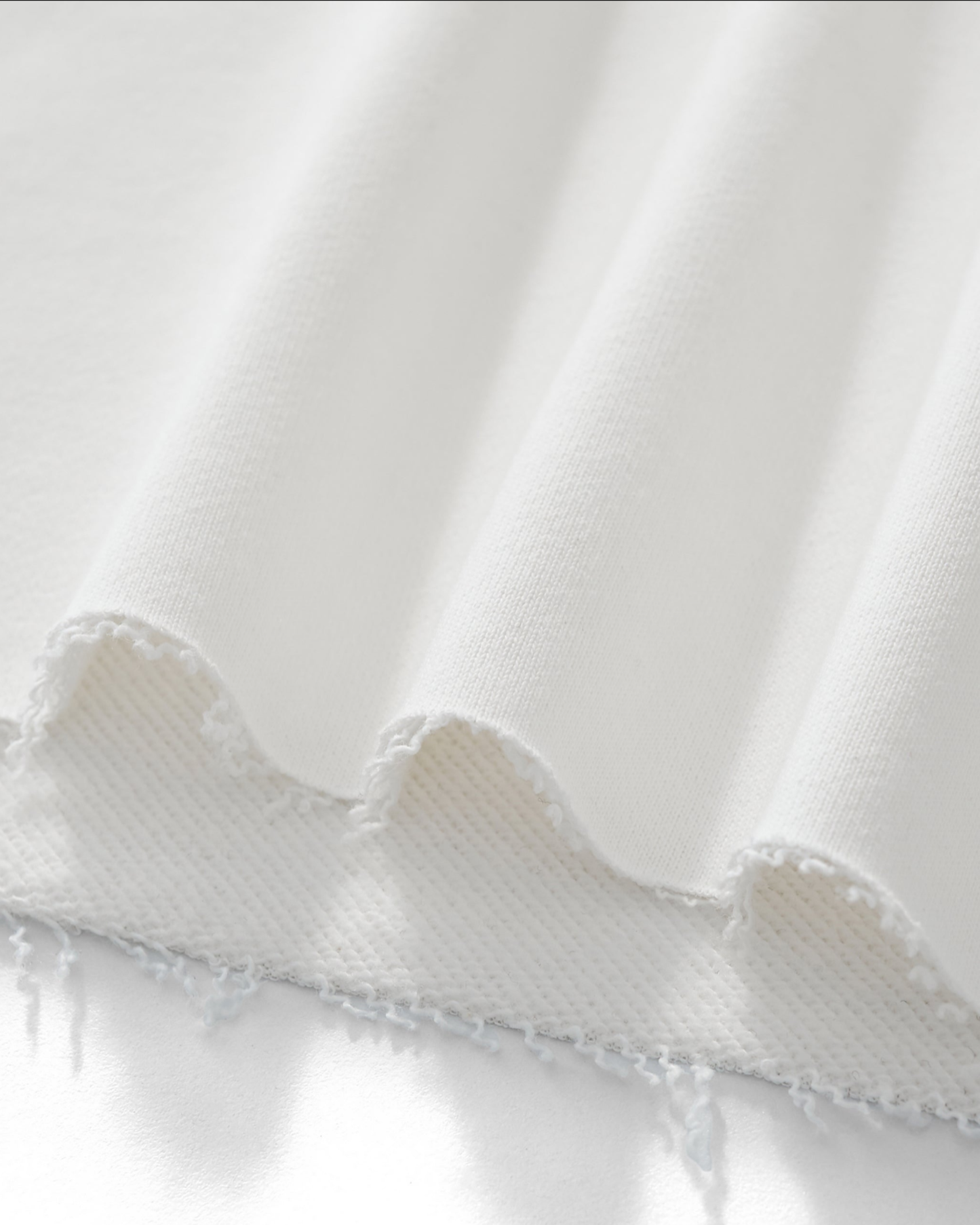 Cropped Contrast Raw Hem Sweatshirt