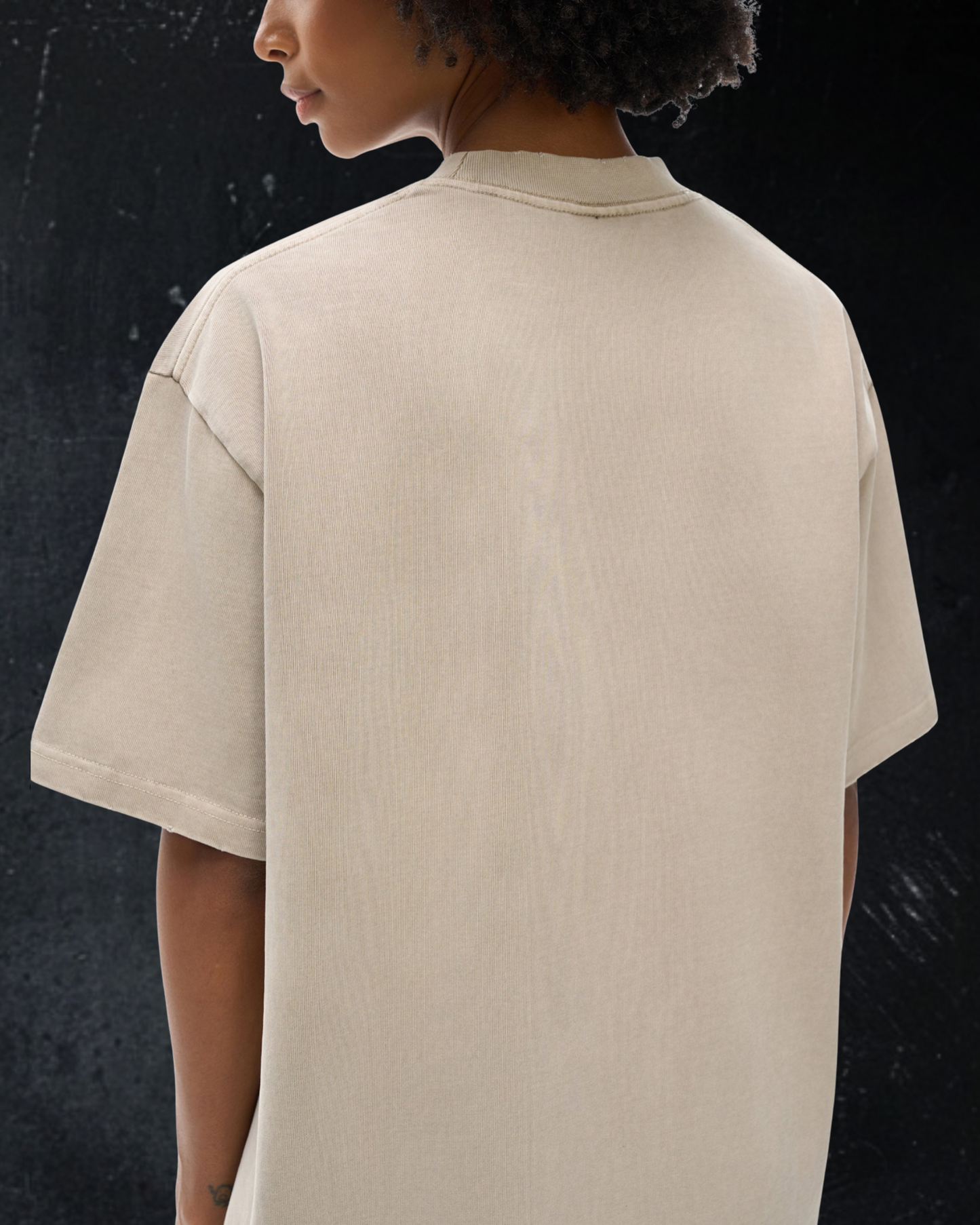 Alternative heavyweight vintage wash frayed t