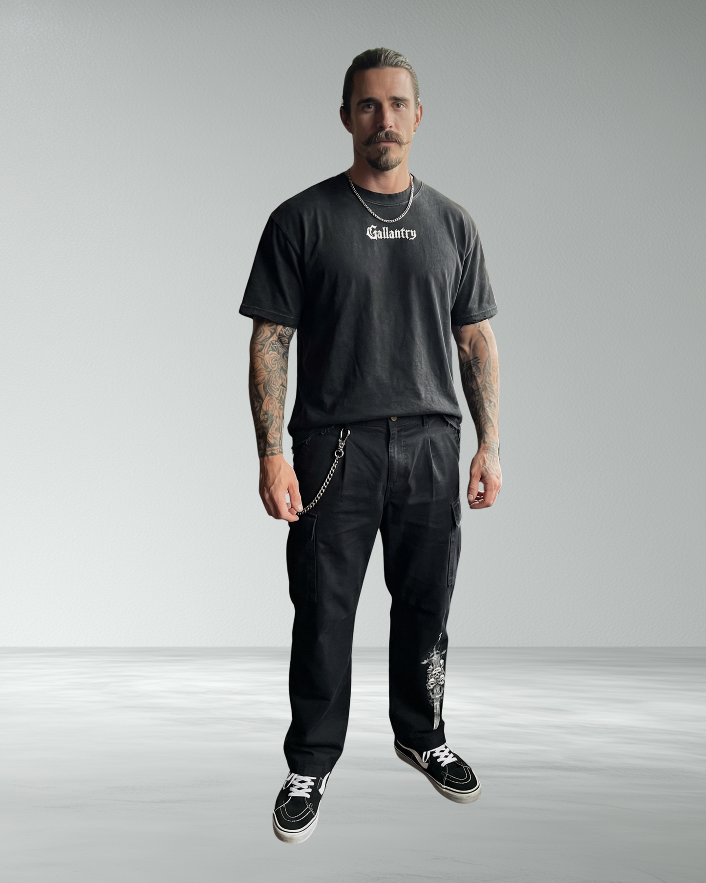 Heavyweight 'Classic' Vintage Wash Frayed T